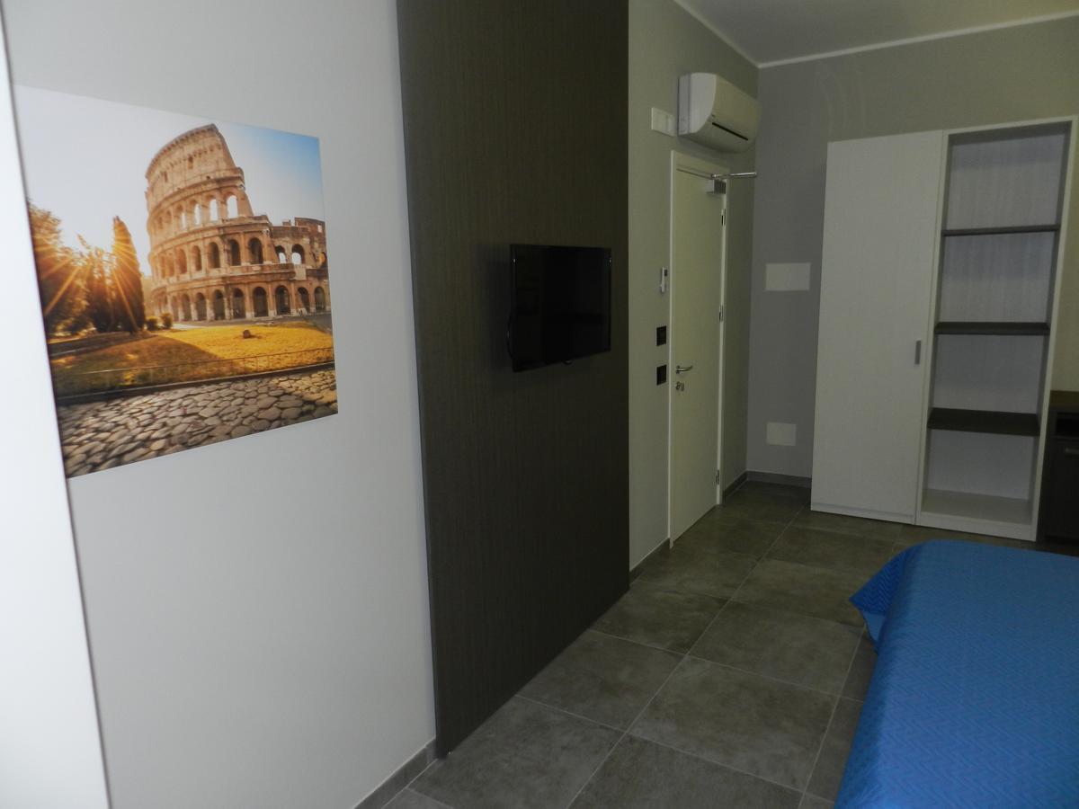 Erasmus Hotel Gela Extérieur photo